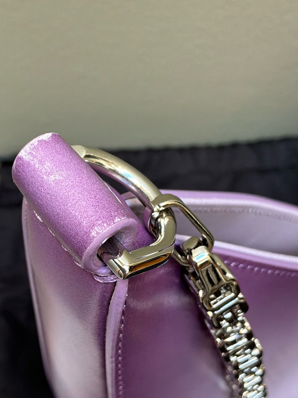 Givenchy Mauve Small Cut Out Bag - Picture 4 of 14